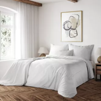 Pościel 160x200 cm z makosatyny bawełnianej kolor biały zdobiona haftem REINA 44