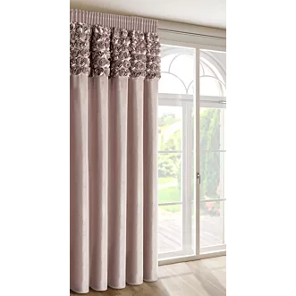 Zasłona pudrowa z welwetu zdobiona aplikacją 3D róż 140x270 cm taśma - ROSES Eva Minge