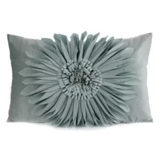 Poszewka na poduszkę 30 x 50 cm z welwetu kolor miętowy zdobiona dużym kwiatem 3D FLORES 3