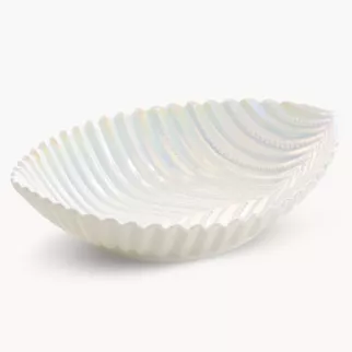 Patera dekoracyjna w kształcie łódeczki zdobiona perłowym odcieniem NELA