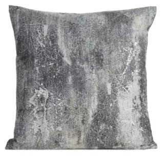 Poszewka na poduszkę 45x45 cm welwetowa srebrna zdobiona metalicznym wzorem ESTER