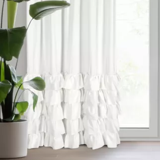 Zasłona welwetowa biała zdobiona falbanami i lśniącymi akcentami 140x250 cm taśma - CARLI