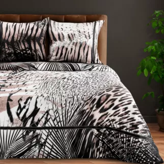 Pościel 220x200 cm z makosatyny bawełnianej kolor jasnobrązowy, czarny z motywem zwierzęcym EVA 21 Eva Minge