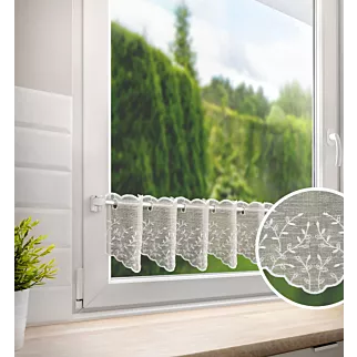 Tkanina firanowa zazdrostka z etaminy z haftem