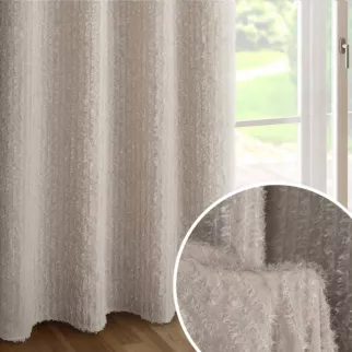 Zasłona beżowa zdobiona moherową nicią z tkaniny szyfonowej 135x250 cm przelotka - SELMA - Eva Mingę