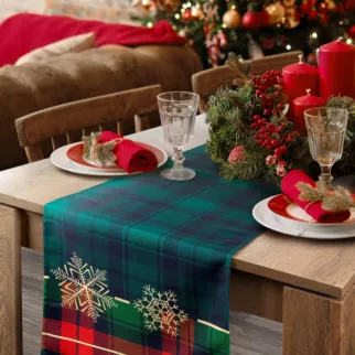 Bieżnik na stół zielono, czerwony 40x140 cm STAR z motywem kraty i śnieżynek