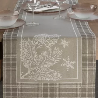 Bieżnik na stół ciemnobeżowy 45x140 cm gobelinowy HOLLY z motywem świątecznym i ozdobną kantą w kratę