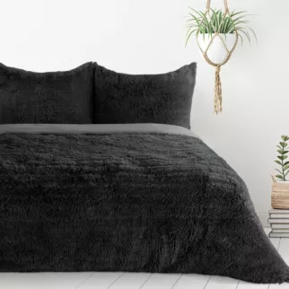 Pościel 220x200 cm z polaru kolor czarny gładka TIFFANY Design 91