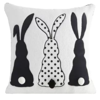 Poszewka na poduszkę 45x45 cm welwetowa czarno, biała z nadrukiem króliczków WIOSNA 4