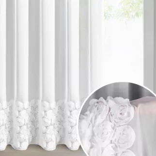 Firana biała z szyfonu zdobiona aplikacją 3D w róże 350x250 cm przelotka - ROSES - Eva Minge
