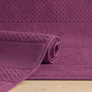 Dywanik łazienkowy JESSI z bawełny zdobiony geometrycznym wzorem