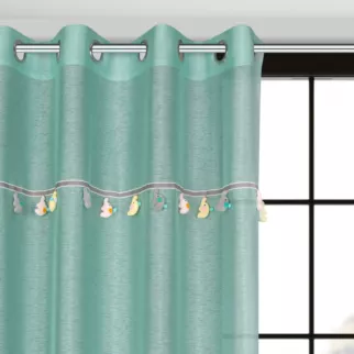 Firana miętowa z etaminy zdobiona taśmą dekoracyjną z wiszącymi trójwymiarowymi słonikami 140x250 cm przelotka KIDS