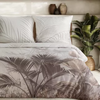 Pościel 220x200 cm komplet 3 częściowy satyna bawełniana kolor kremowy, ciemnobeżowy z nadrukiem egzotycznych liści palm Eurofirany Premium