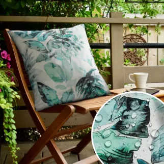 Poszewka na poduszkę 45x45 cm z tkaniny wodoodpornej biało, zielona idealna do ogrodu i na taras z motywem roślinnym GARDEN 2