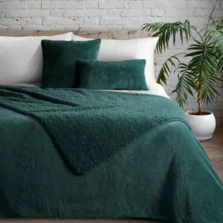 Narzuta dwustronna z przyjemnego futerka i tkaniny barankowej ciemnozielona 220x240 cm NINA Eurofirany Premium
