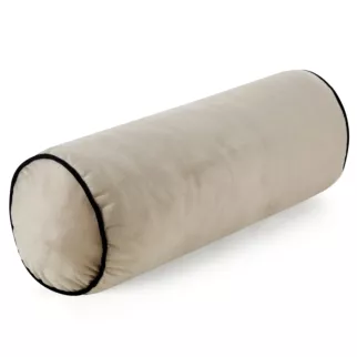 Poduszka dekoracyjna wałek 15 x 45 cm welwetowa beżowa zdobiony kontrastującą lamówką GAJA