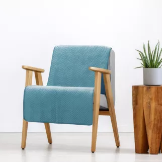 Narzuta welwetowa na fotel niebieska 70x160 cm pikowana w jodełkę metodą hot press SOFIA Eurofirany Premium