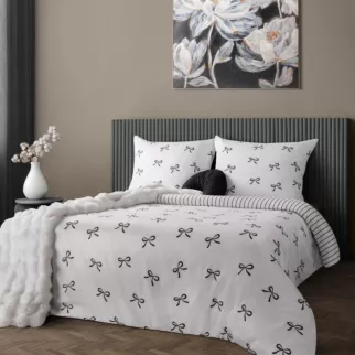 Pościel 140x200 cm komplet 2 częściowy z satyny bawełnianej kolor biało, czarna zdobiona nadrukiem kokardek RAYA 5