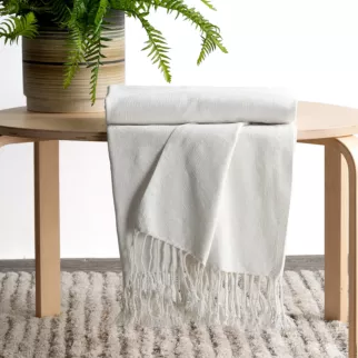 Koc 130x170 cm biały z frędzlami JOYCE