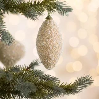 Bombka choinkowa  zdobiona drobnymi kuleczkami