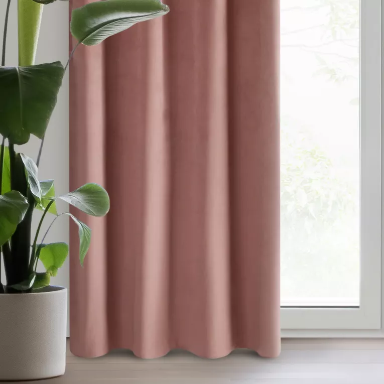 Zasłona welwetowa ciemnoróżowa gładka 140x250 cm przelotka - PIERRE