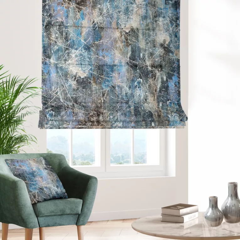 Roleta rzymska turkusowo beżowa z welwetowej tkaniny z błyszczącym nadrukiem