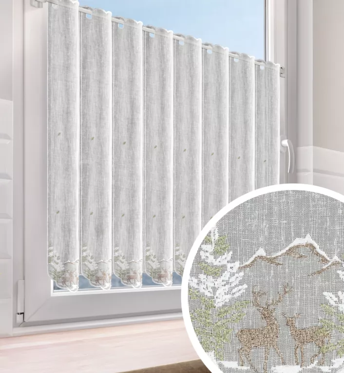 Tkanina firanowa zazdrostka zdobiona świątecznym zimowym haftem z Jelonkami