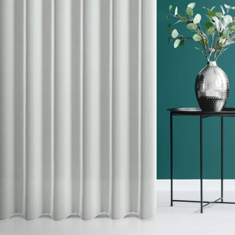 Firana szyta na taśmie 5 cm naturalna z matowej tkaniny wykończonej obcążnikiem