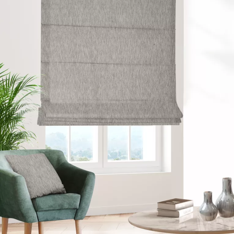 Roleta rzymska popielata z tkaniny o naturalnym splocie i efektem melanżu, z dodatkiem nici metalicznej Italissima Eva Minge