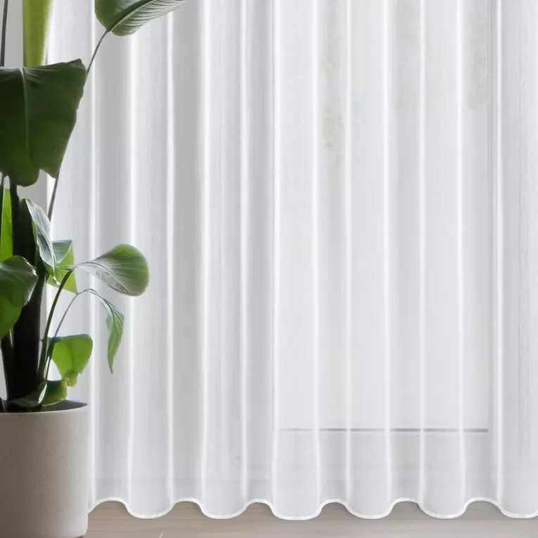 Firana MIREA z gładkiej etaminy z efektem srebrzystego połysku