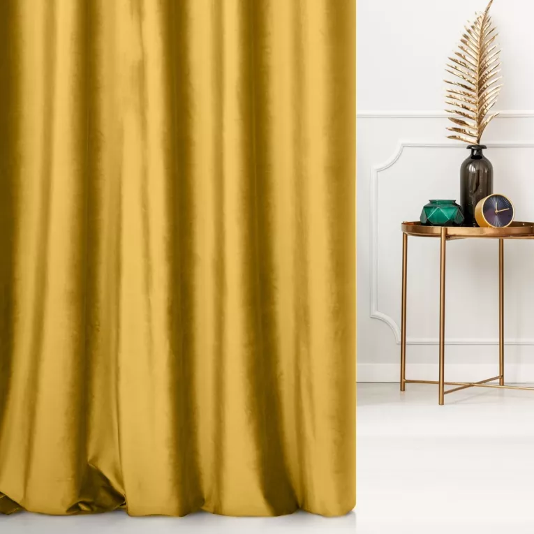 Zasłona szyta na taśmie 5 cm musztardowa z miękkiej tkaniny welwetowej