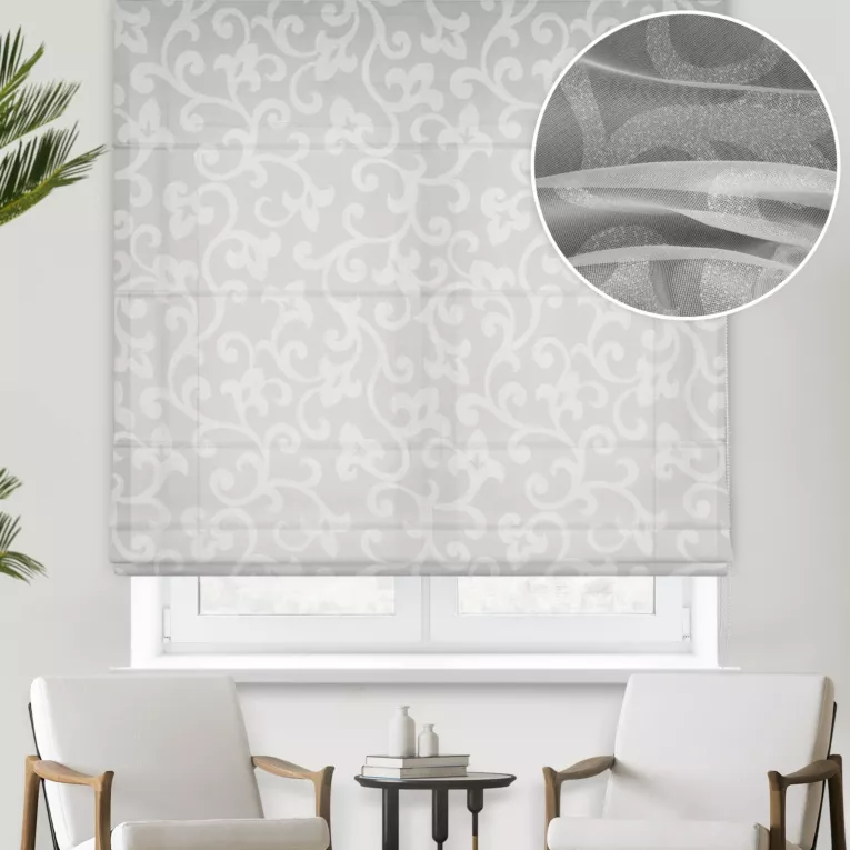 Roleta rzymska naturalna z miękkiej tkaniny o delikatnym połysku z nowoczesnym wzorem burnout, wykończona obciążnikiem