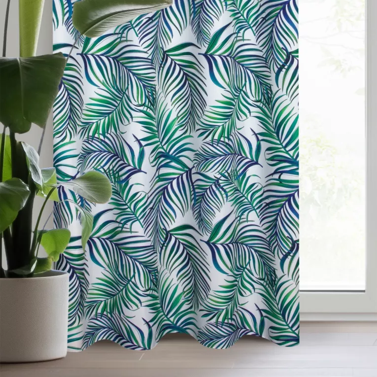 Zasłona biało, granatowa zdobiona nadrukiem palmowych liści 140x250 cm przelotka - PALMAS