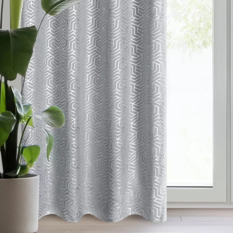 Zasłona srebrna zdobiona nadrukiem geometrycznym 140x250 cm przelotka - SEMI