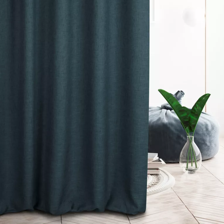 Zasłona szyta na taśmie 5 cm GEONOA granatowa z miękkiej tkaniny o naturalnym charakterze z widocznym ozdobnym splotem