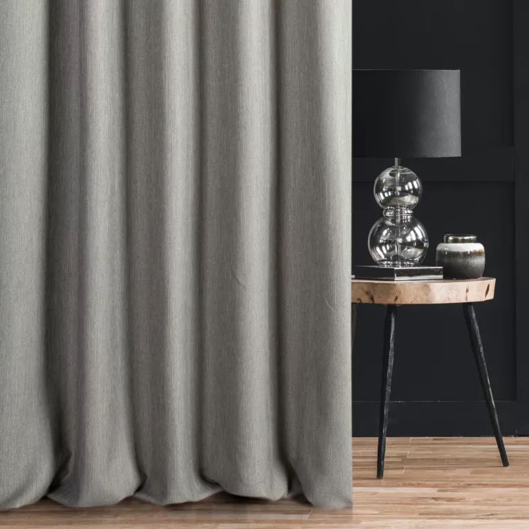 Zasłona szyta na flexach STYLE popielata o naturalnym charakterze, z widocznym, ozdobnym splotem