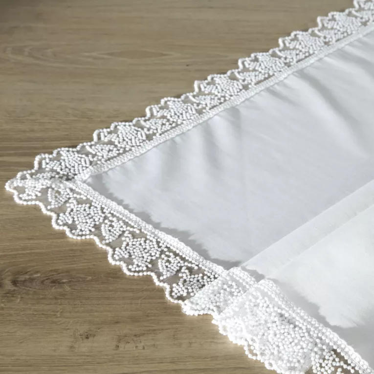 REINA LINE Bieżnik ABELLA zdobiony delikatną koronką