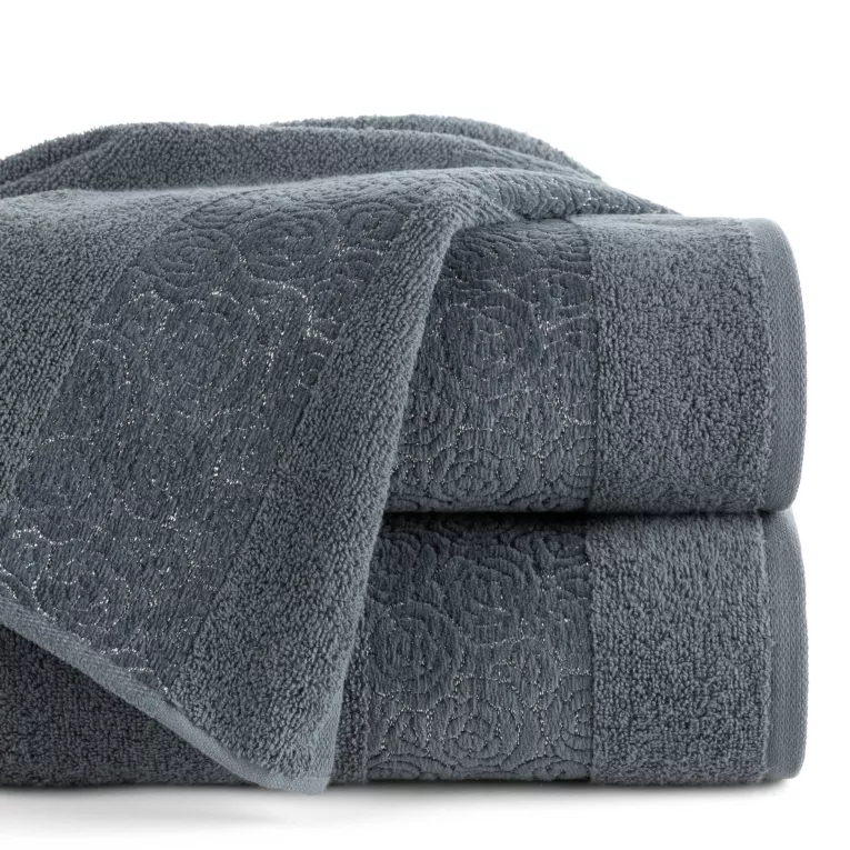 Ręcznik kąpielowy 70x140 cm bawełniany kolor stalowy zdobiony wytłaczanym motywem róż z dodatkiem błyszczącej nici IRIS