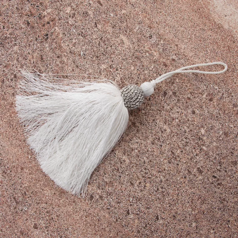 Dekoracyjny chwost SARA do upięć z kryształkami