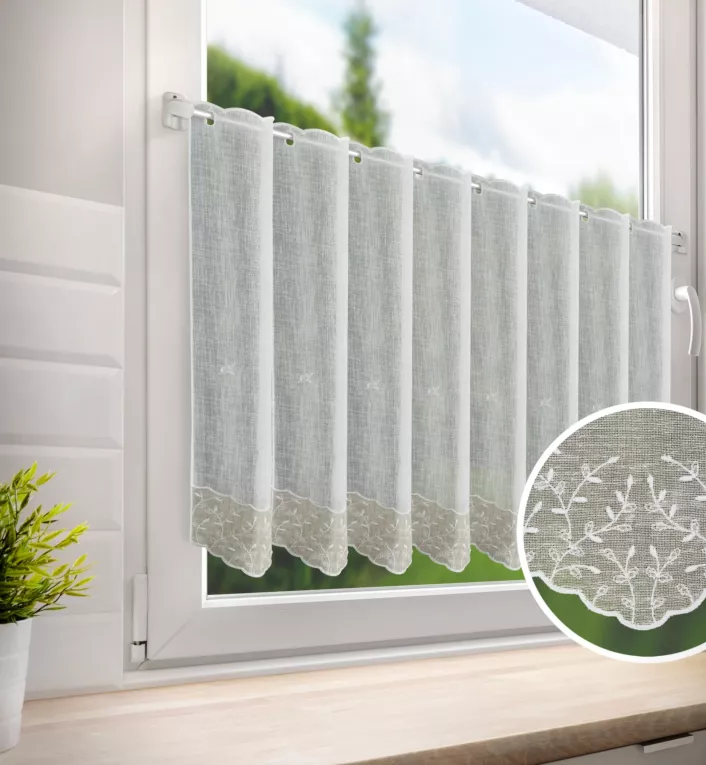 Tkanina firanowa zazdrostka z etaminy z haftem