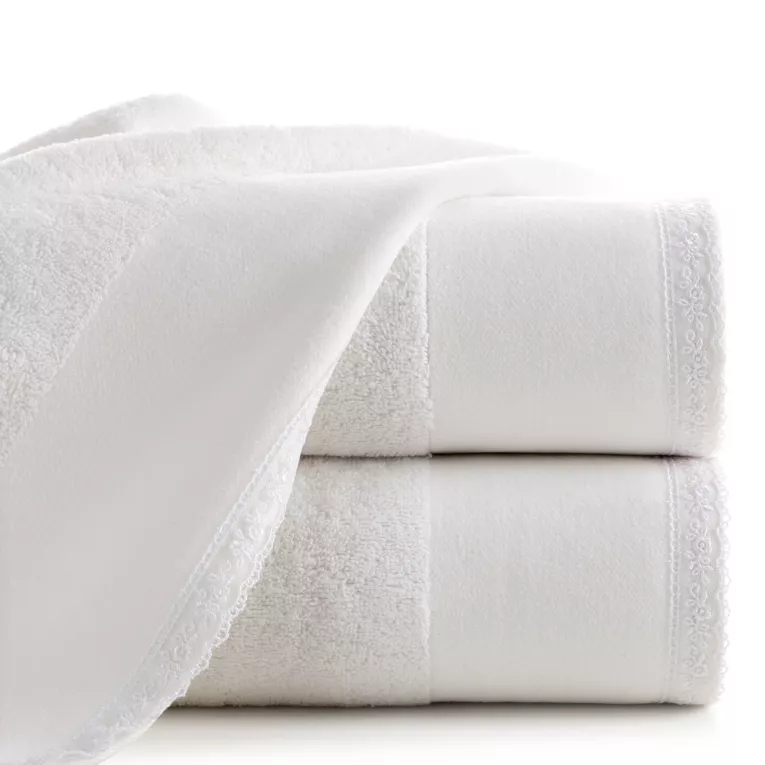 Ręcznik kąpielowy 50x90 cm bawełniany kolor biały z koronkową bordiurą 500 g/m2 EMI