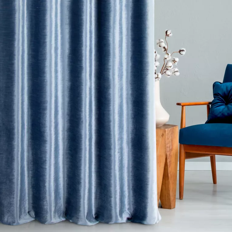 Tkanina zasłonowa, miękka, welwetowa z połyskiem, w poziome prążki z kolekcji Eva Minge