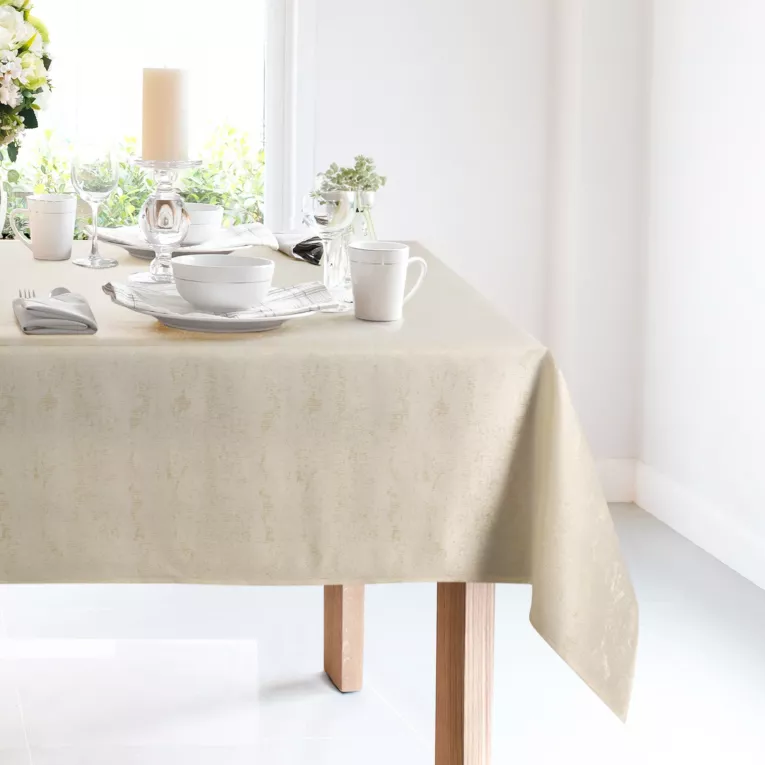 Obrus kremowy 140x220 cm SPARKLE przeszywany złotą nicią