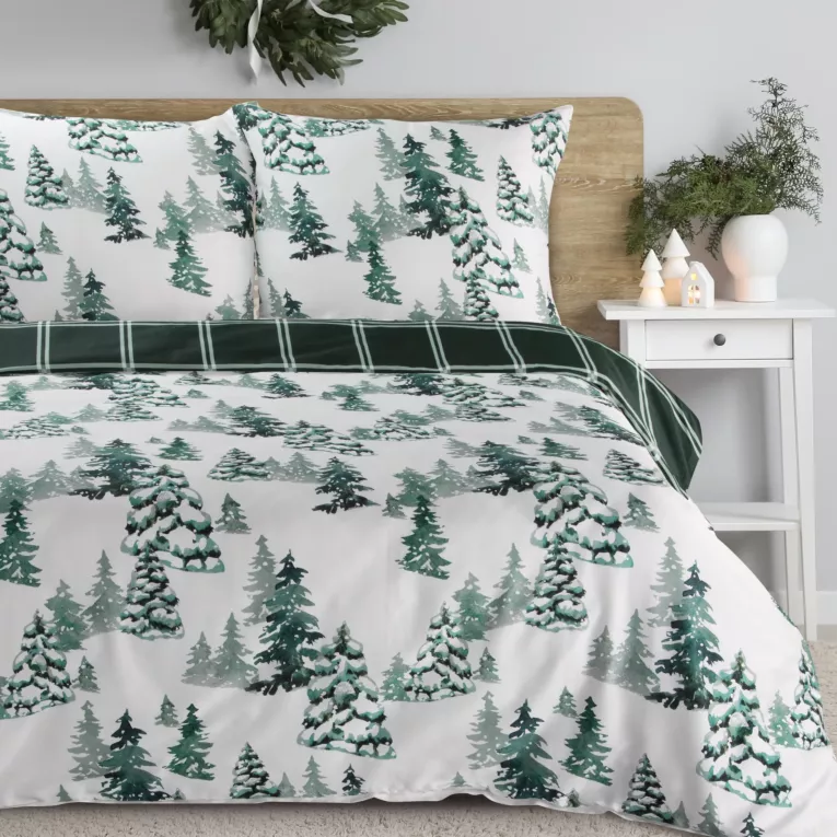 Pościel świąteczna 160x200 cm z satyny bawełnianej, kolor biały, ciemnozielony zdobiona nadrukiem zimowym WINTER