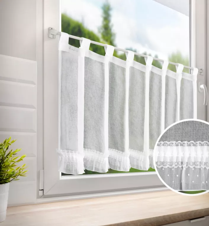 Zazdrostka biała z etaminy zdobiona aplikacją z dodatkiem perełek 60x150 cm szelki MARY