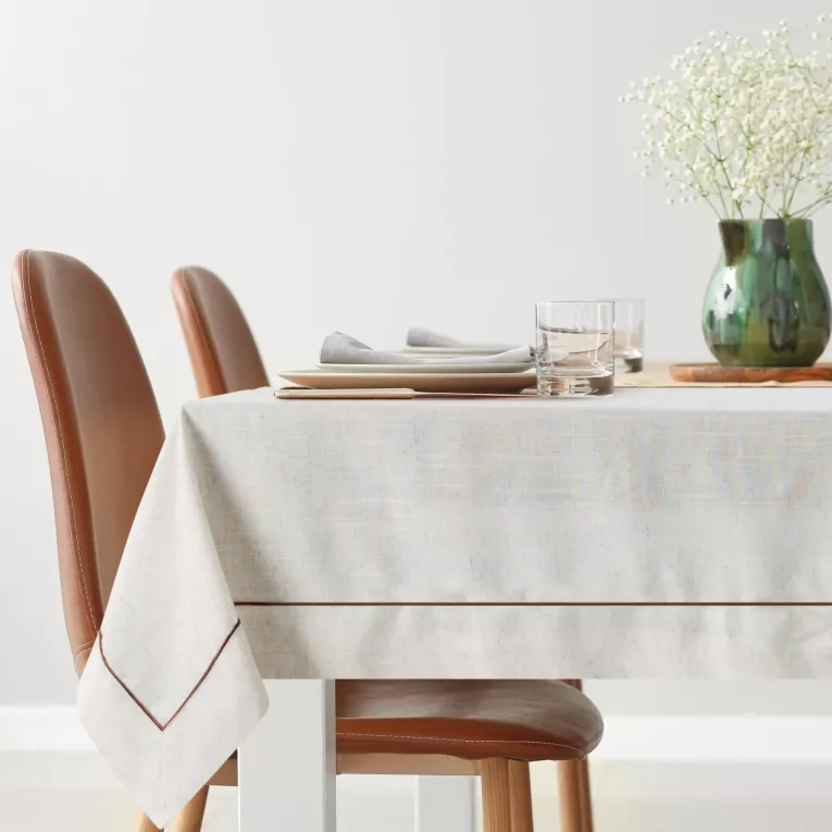 Obrus naturalno, brązowy 145x280 cm z dodatkiem lnu NATURA z ozdobną listwą i wypustką