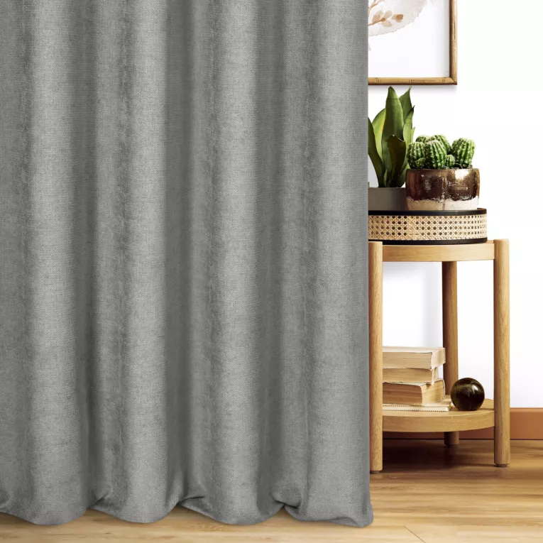 Zasłona szyta na taśmie 5 cm stalowa z miękkiej w dotyku tkaniny szenilowej