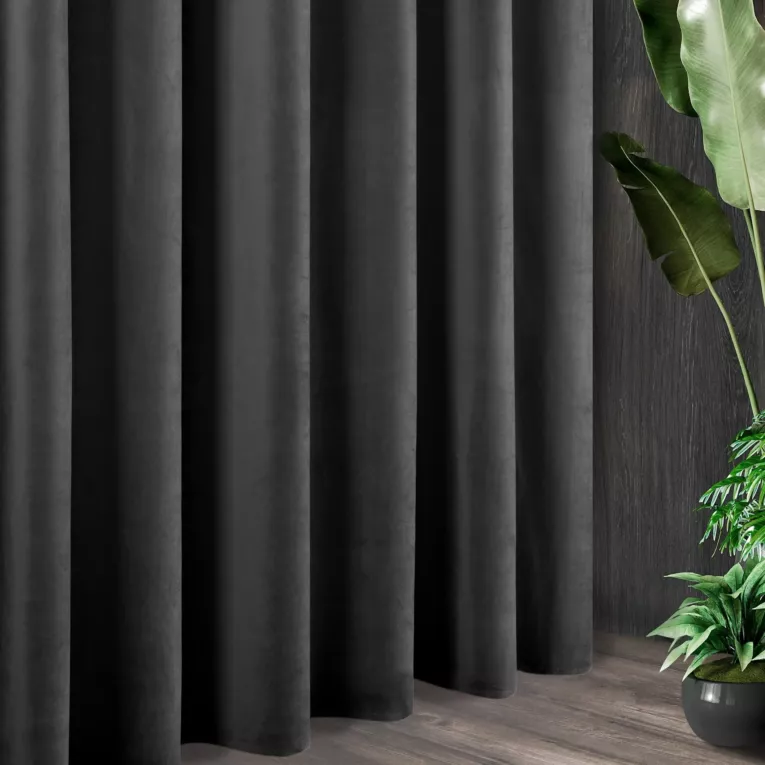 Tkanina zasłonowa, miękki i delikatny welwet z delikatnym połyskiem