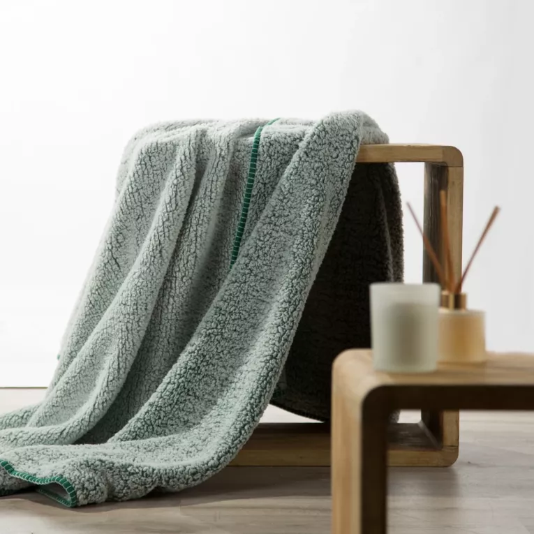 Koc bukla 200x220 cm zielono, biały z miękkiej tkaniny KOALA Eurofirany Premium