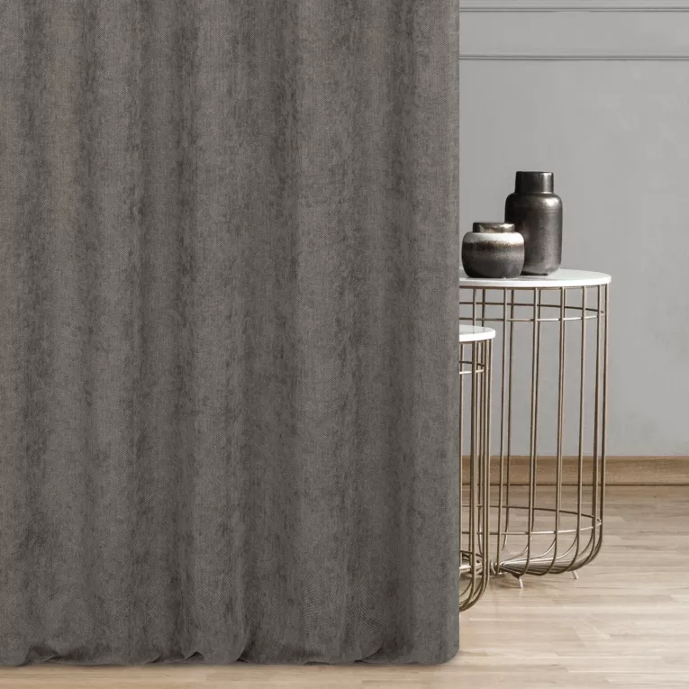 Tkanina zasłonowa miękka, szenilowa, o strukturalnym splocie i delikatnym połysku